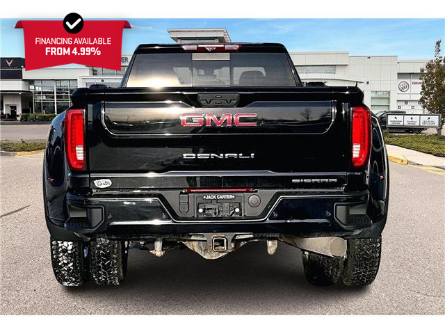 2022 GMC Sierra 3500HD Denali (Stk: 84728U) in Calgary - Image 4 of 34