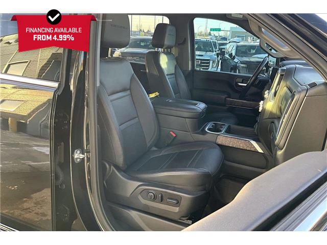 2022 GMC Sierra 3500HD Denali (Stk: 84728U) in Calgary - Image 7 of 34