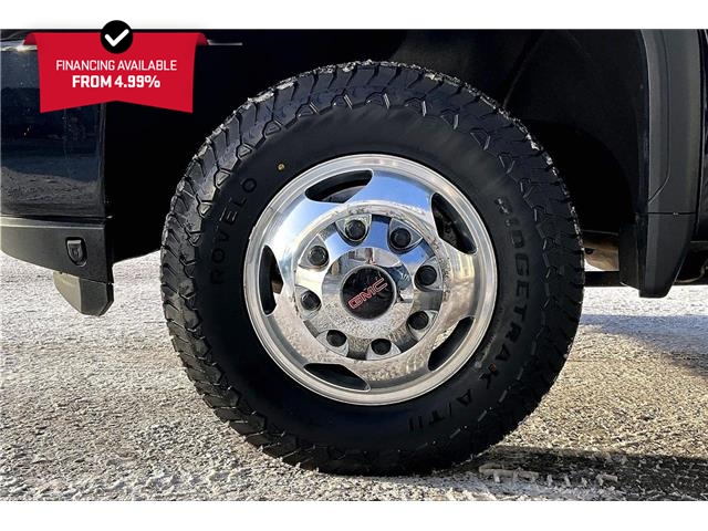 2022 GMC Sierra 3500HD Denali (Stk: 84728U) in Calgary - Image 8 of 34