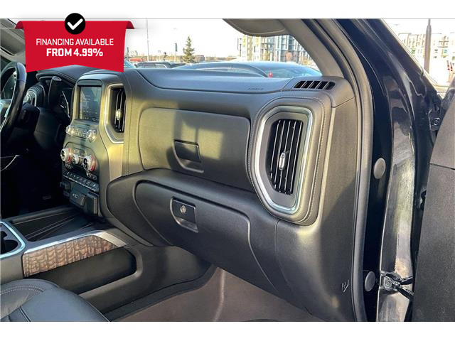 2022 GMC Sierra 3500HD Denali (Stk: 84728U) in Calgary - Image 16 of 34