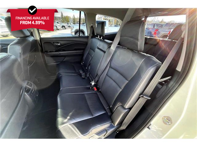 2019 Honda Pilot Touring (Stk: 07623U) in Calgary - Image 28 of 36 2019 Honda Pilot Touring (Stk: 07623U) in Calgary - Image 28 of 36