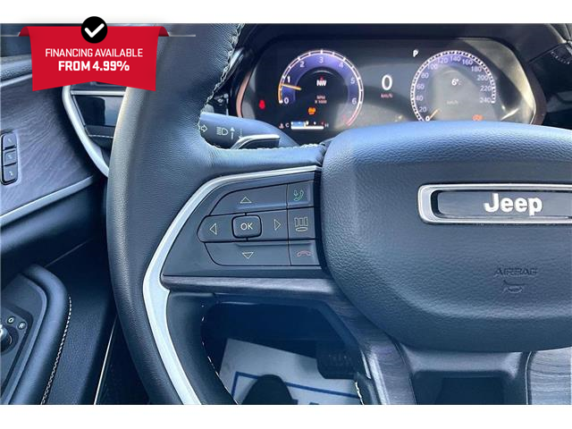 2022 Jeep Grand Cherokee Limited (Stk: 25175U) in Calgary - Image 19 of 33