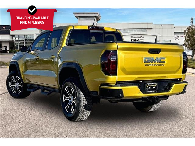 2024 GMC Canyon AT4 (Stk: 32402U) in Calgary - Image 12 of 35 2024 GMC Canyon AT4 (Stk: 32402U) in Calgary - Image 12 of 35