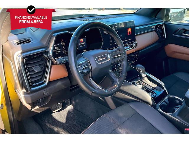 2024 GMC Canyon AT4 (Stk: 32402U) in Calgary - Image 13 of 35 2024 GMC Canyon AT4 (Stk: 32402U) in Calgary - Image 13 of 35