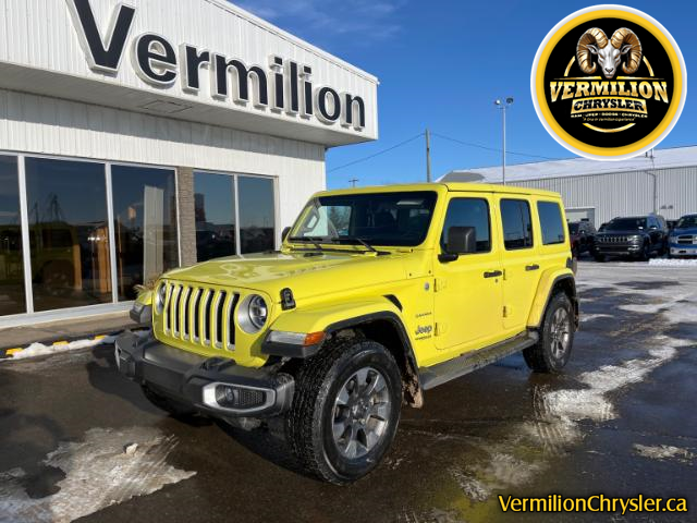 2022 Jeep Wrangler Unlimited Sahara (Stk: 23R18919A) in Vermilion - Image 1 of 23