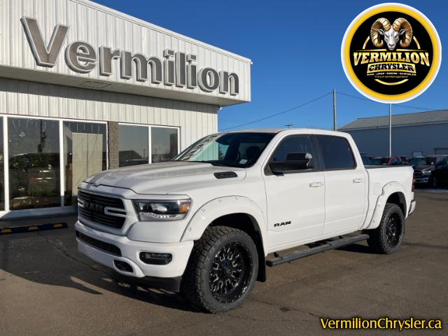 2023 RAM 1500 Sport (Stk: 23R18330) in Vermilion - Image 1 of 17