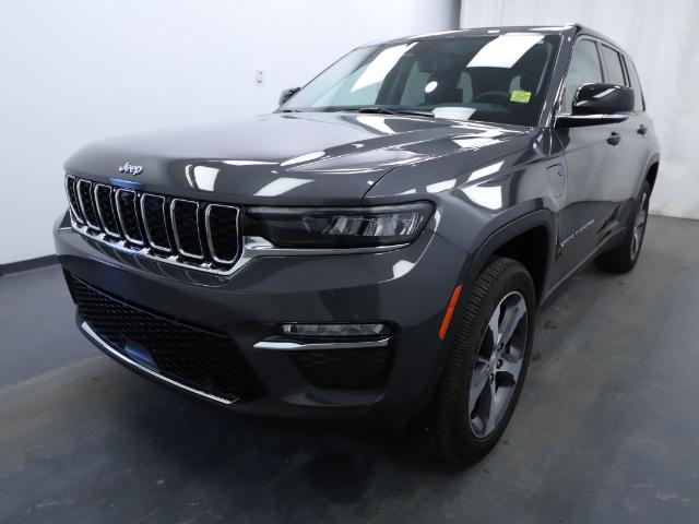 2022 Jeep Grand Cherokee 4xe Base (Stk: 242060) in Lethbridge - Image 1 of 29