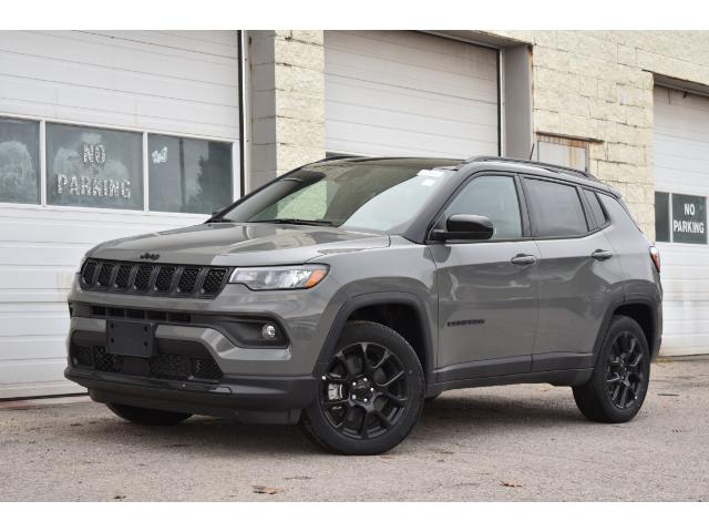 2023 Jeep Compass Altitude (Stk: 107510) in London - Image 1 of 21