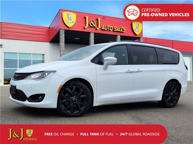 2019 Chrysler Pacifica Touring-L Plus (Stk: J25101-1) in Brandon - Image 1 of 28