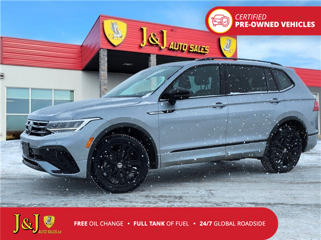 2022 Volkswagen Tiguan Comfortline R-Line Black Edition (Stk: J25107-1) in Brandon - Image 1 of 22
