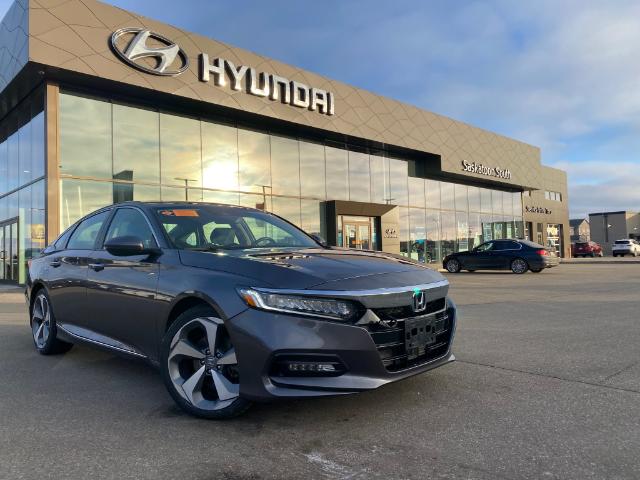 2019 Honda Accord Touring 1.5T (Stk: F0384) in Saskatoon - Image 1 of 38