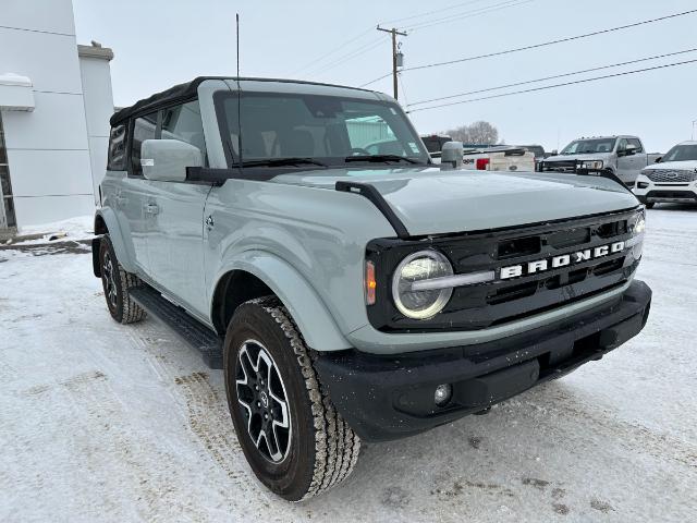2022 Ford Bronco Outer Banks (Stk: F0056) in Wilkie - Image 1 of 24