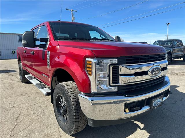 2018 Ford F-350 XLT (Stk: 23154B) in Wilkie - Image 1 of 22