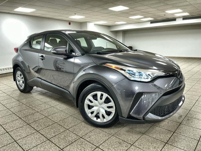 2022 Toyota C-HR LE (Stk: 6595) in Calgary - Image 1 of 21