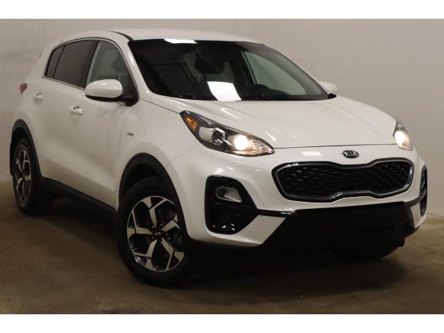 2020 Kia Sportage LX (Stk: 151065A) in Yorkton - Image 1 of 19