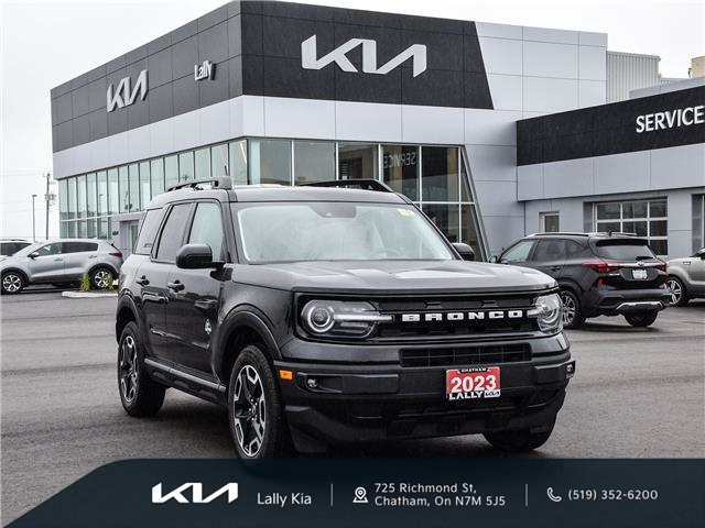 2023 Ford Bronco Sport Outer Banks (Stk: LK00364P) in Chatham - Image 1 of 26