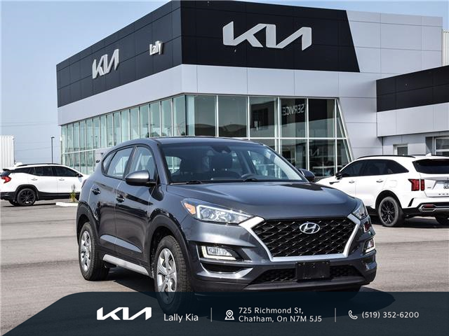 2019 Hyundai Tucson Essential w/Safety Package (Stk: LKSP00197A) in Chatham - Image 1 of 24