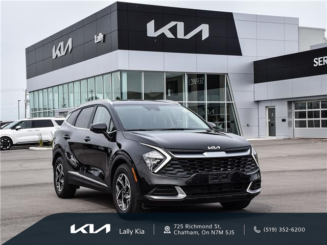 2024 Kia Sportage LX (Stk: LKSP00333A) in Chatham - Image 1 of 26