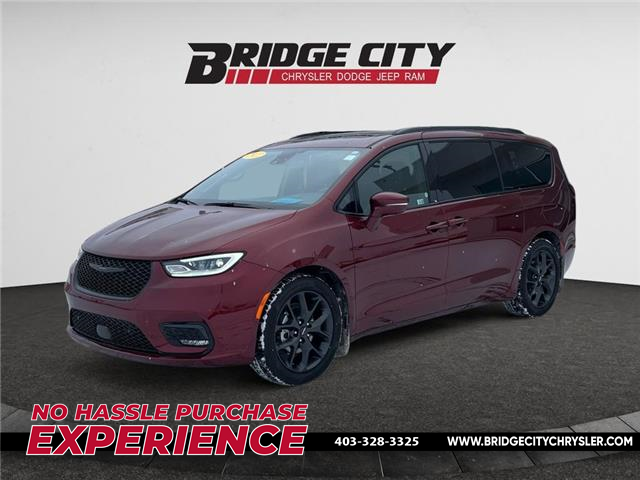 2022 Chrysler Pacifica Limited (Stk: 3520) in Lethbridge - Image 1 of 15