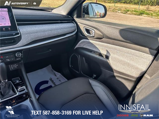 2025 Jeep Compass North (Stk: SJ042) in Innisfail - Image 16 of 27