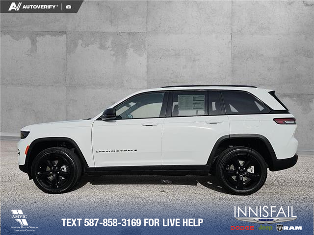 2025 Jeep Grand Cherokee Laredo (Stk: SJ055) in Innisfail - Image 3 of 22