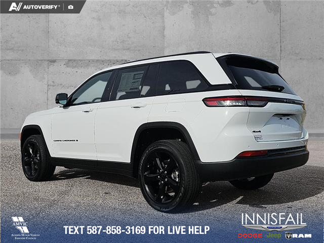 2025 Jeep Grand Cherokee Laredo (Stk: SJ055) in Innisfail - Image 4 of 22