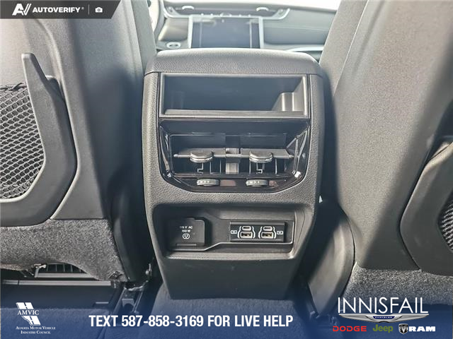 2025 Jeep Grand Cherokee Laredo (Stk: SJ055) in Innisfail - Image 20 of 22