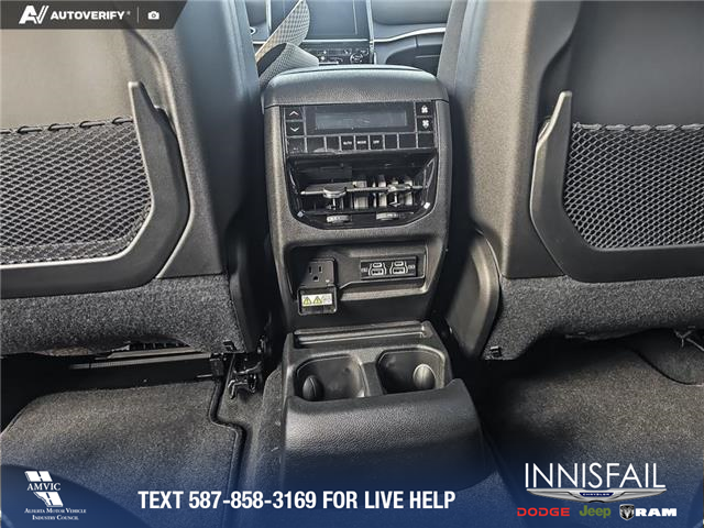 2025 Jeep Grand Cherokee L Laredo (Stk: SJ051) in Innisfail - Image 20 of 24