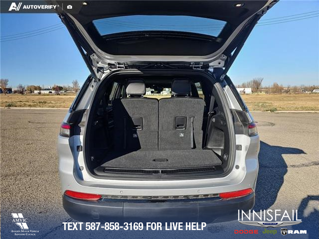 2025 Jeep Grand Cherokee L Laredo (Stk: SJ048) in Innisfail - Image 10 of 24