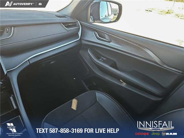 2025 Jeep Grand Cherokee L Laredo (Stk: SJ048) in Innisfail - Image 18 of 24