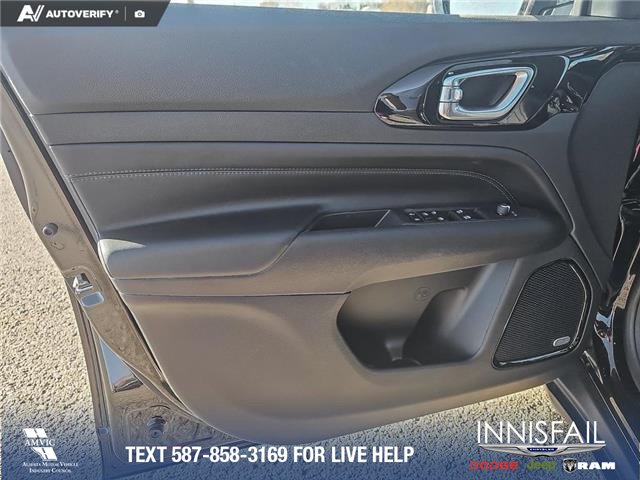 2026 Jeep Compass Limited (Stk: TJ006) in Innisfail - Image 6 of 23 2026 Jeep Compass Limited (Stk: TJ006) in Innisfail - Image 6 of 23