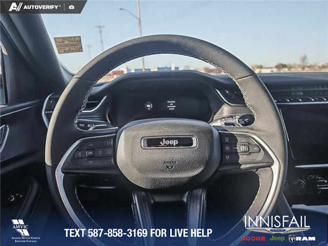 2025 Jeep Grand Cherokee Laredo (Stk: SJ060) in Innisfail - Image 11 of 24