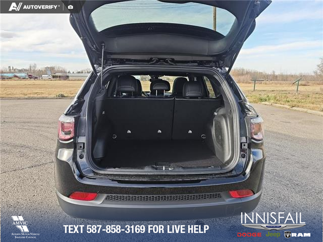 2026 Jeep Compass North (Stk: TJ001) in Innisfail - Image 10 of 24