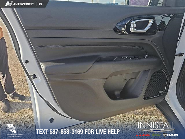 2026 Jeep Compass Limited (Stk: TJ015) in Innisfail - Image 7 of 24