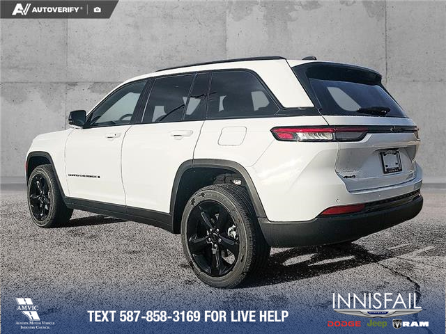 2025 Jeep Grand Cherokee Laredo (Stk: SJ057) in Innisfail - Image 4 of 24