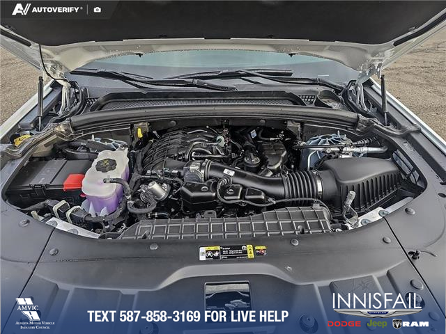 2025 Jeep Grand Cherokee Laredo (Stk: SJ057) in Innisfail - Image 9 of 24