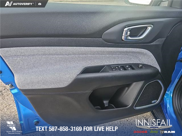 2026 Jeep Compass North (Stk: TJ002) in Innisfail - Image 7 of 24