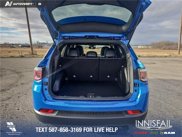 2026 Jeep Compass North (Stk: TJ002) in Innisfail - Image 10 of 24