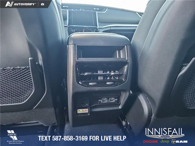 2025 Jeep Grand Cherokee Laredo (Stk: SJ058) in Innisfail - Image 20 of 24