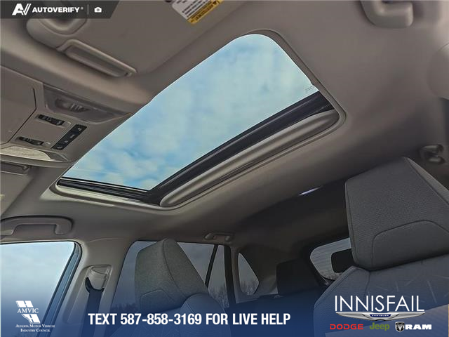 2021 Toyota RAV4 XLE (Stk: P1126) in Innisfail - Image 14 of 24