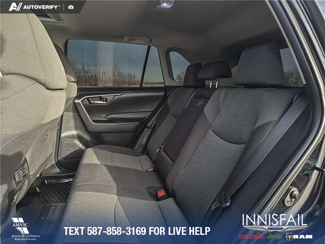 2021 Toyota RAV4 XLE (Stk: P1126) in Innisfail - Image 16 of 24