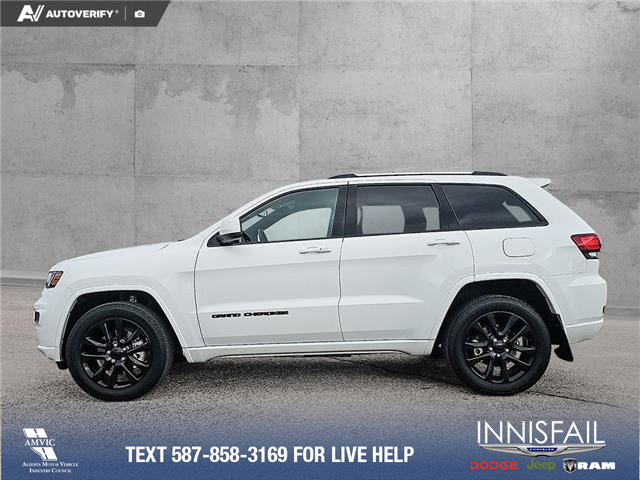 2021 Jeep Grand Cherokee Laredo (Stk: P1104) in Innisfail - Image 3 of 24