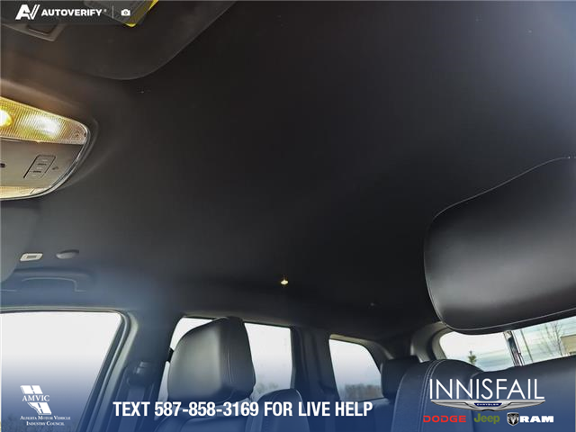 2021 Jeep Grand Cherokee Laredo (Stk: P1104) in Innisfail - Image 14 of 24