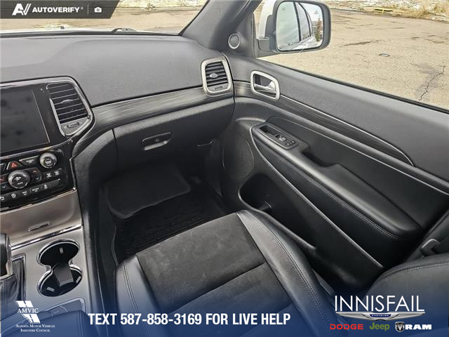 2021 Jeep Grand Cherokee Laredo (Stk: P1104) in Innisfail - Image 18 of 24