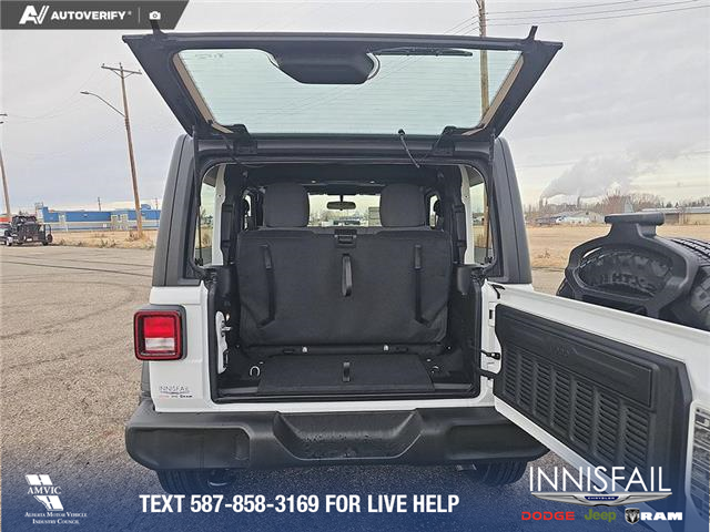 2026 Jeep Wrangler Sport (Stk: TJ023) in Innisfail - Image 10 of 24