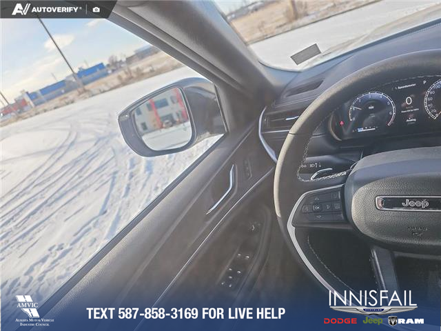 2025 Jeep Grand Cherokee L Limited (Stk: SJ062) in Innisfail - Image 13 of 22