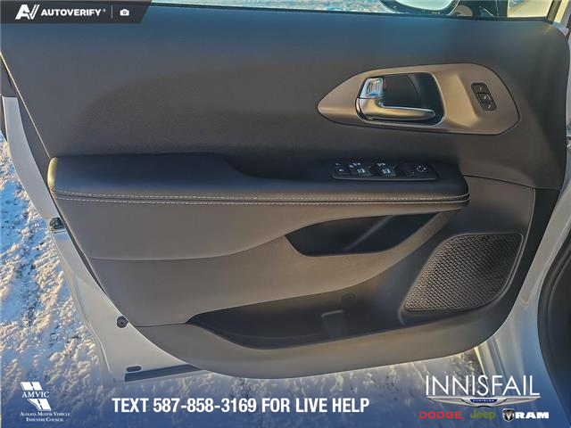 2026 Chrysler Pacifica Select (Stk: TC006) in Innisfail - Image 7 of 24