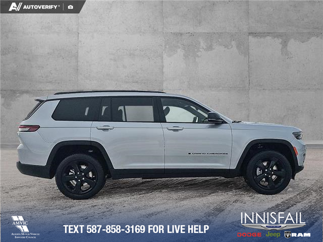 2025 Jeep Grand Cherokee L Laredo (Stk: SJ063) in Innisfail - Image 6 of 24