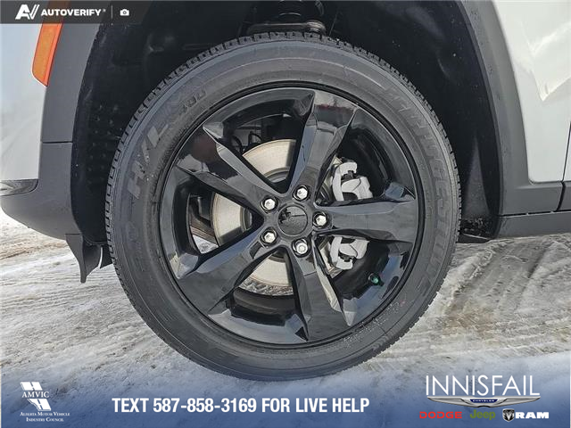 2025 Jeep Grand Cherokee L Laredo (Stk: SJ063) in Innisfail - Image 8 of 24