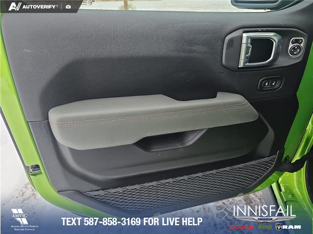 2026 Jeep Gladiator Mojave (Stk: TJ027) in Innisfail - Image 7 of 24 2026 Jeep Gladiator Mojave (Stk: TJ027) in Innisfail - Image 7 of 24